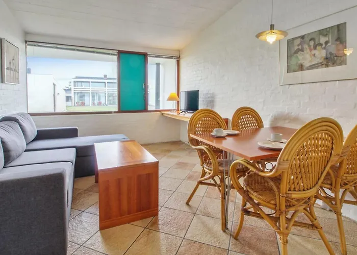 Wemund - 500m From The Sea By Interhome